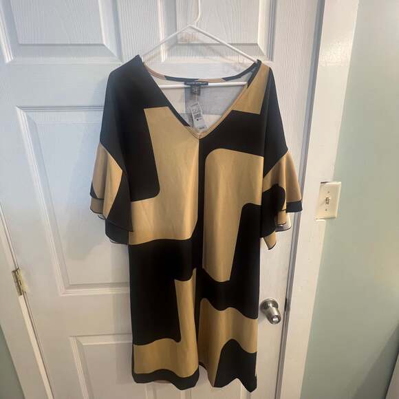 Ashley Stewart Dresses & Skirts - Black Tan Ashley Stewart Abstract Print Maxi Dress Size 14/16 Bell Sleeve